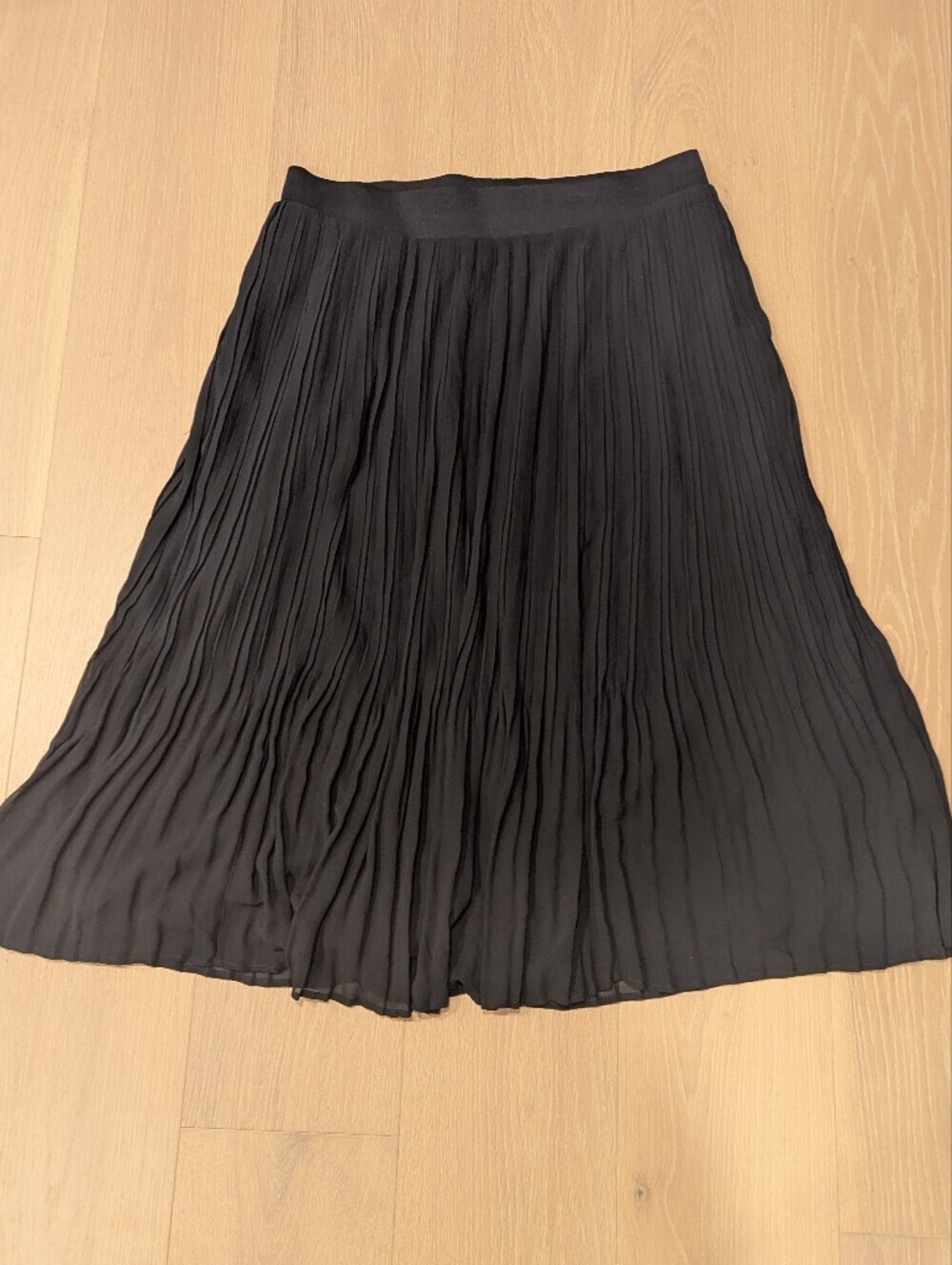 Black Pleated Maxi Skirt